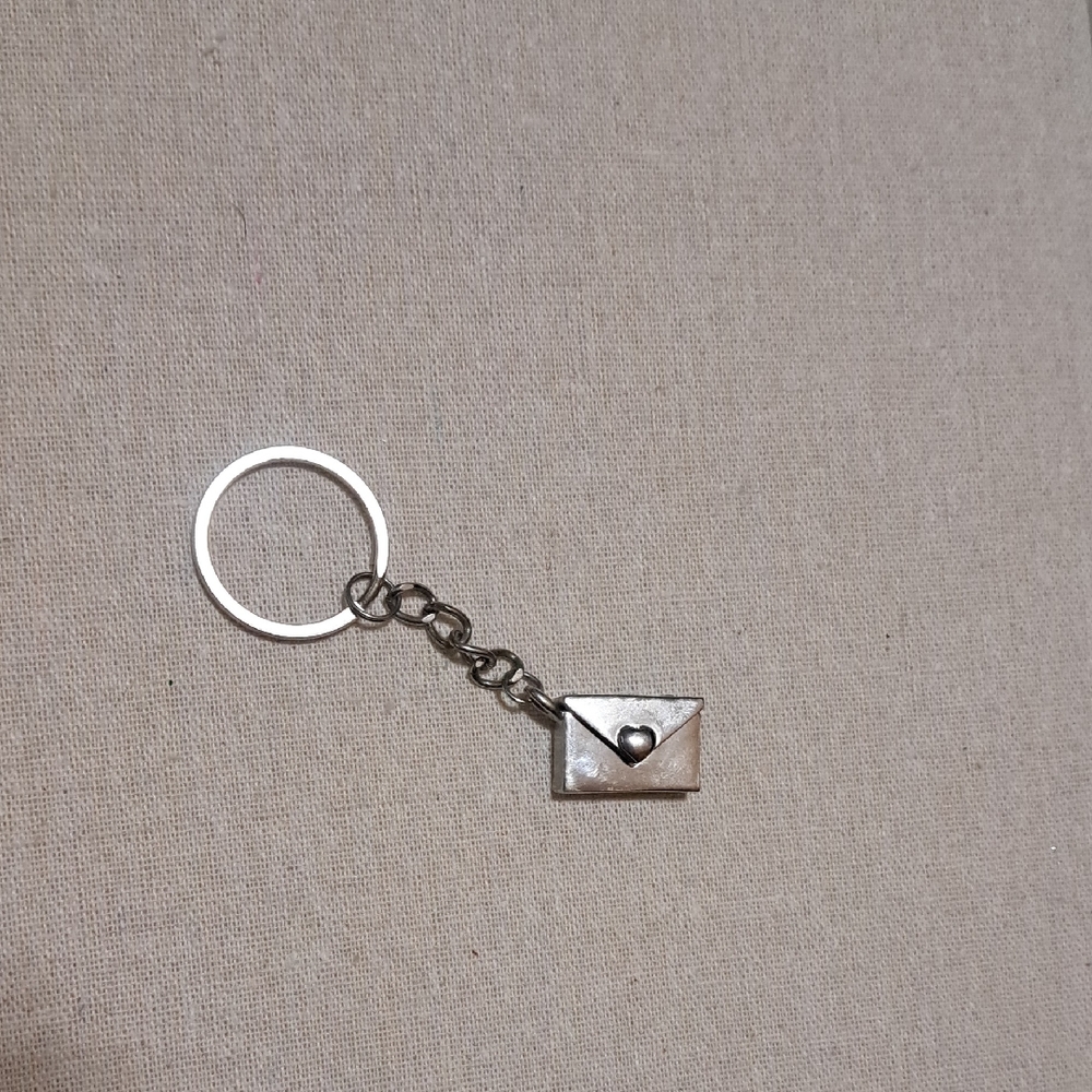 Silver Heart Envelope Keychain "Soulmate"